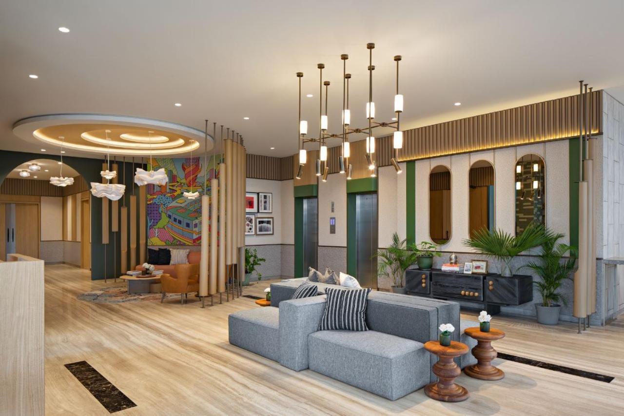 Maxonehotels At Kota Harapan Indah-Bekasi Buitenkant foto
